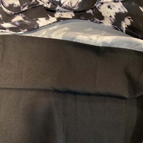 NWT Bebe printed cowl neck sleeveless mini dress, sz 6 - Picture 8 of 10